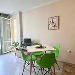 Bratanov 아파트